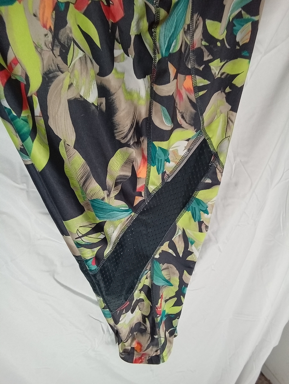 Avia Women's Assorted Active Leggings - XL/16-18 - Picture 5 of 7